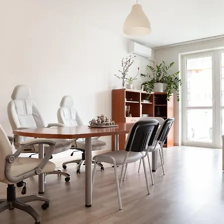 Apartment Great Tourist And Business Near Center