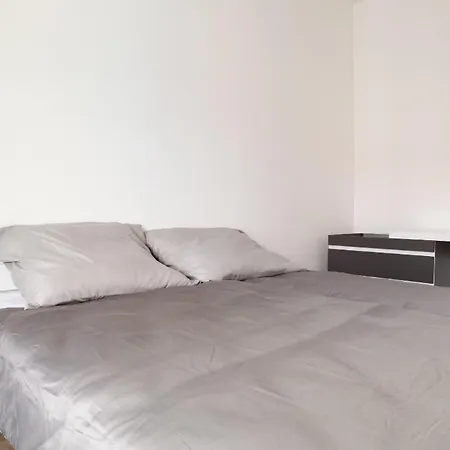 Great Tourist And Business Near Center Apartment Bratislava